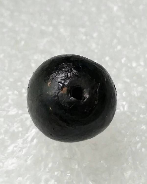 เม็ดประคำเหล็กน้ำพี้ รุ่น 'เสาร์๕ มหาเศรษฐี' ขนาดใหญ่ 1 ลูก หลวงปู่หมุน วัดบ้านจาน ปี ๒๕๔๓