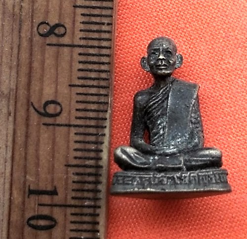 เริ่ม 10 บาท กับ หลวงพ่อบัว วัดปลาไหล อ.อินทร์บุรี จ.สิงห์บุรี.....CI621