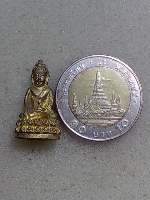 พระชัยวัฒน์โชคมงคล สวยเดิมๆครับ