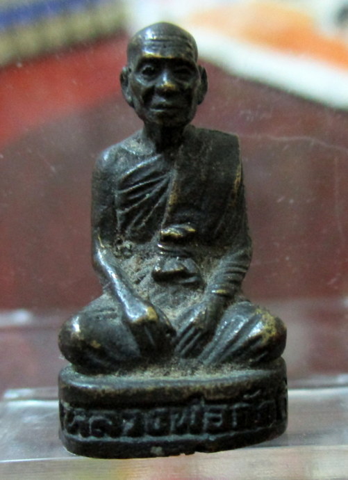 รูปหล่อ หลวงพ่อภักดิ์ วัดโบสถ์ จ.อ่างทอง