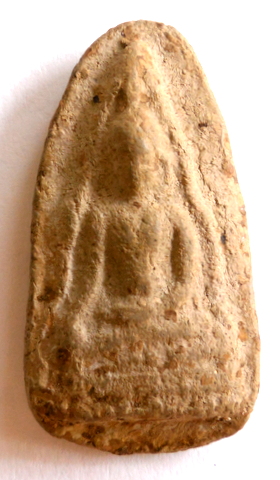 พระนางแขนอ่อนเนื้อดิน  ศิลปสุโขทัย