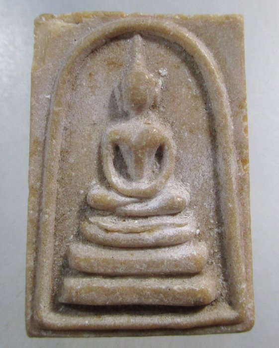 ๒๐ พระสมเด็จเนื้อผงน้ำมัน