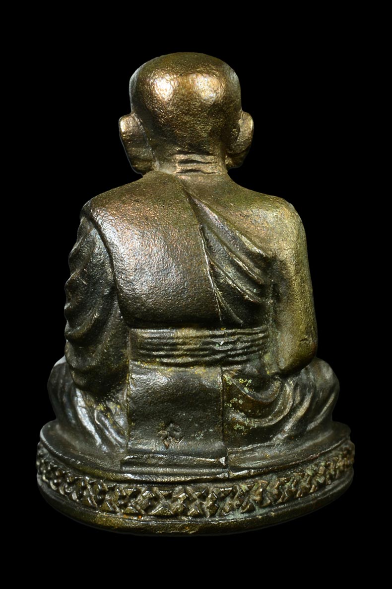 หลวงพ่อทวด เบตง 2 รุ่นสมโภชพระมหาธาตุเจดีย์ มีกล่องเดิม