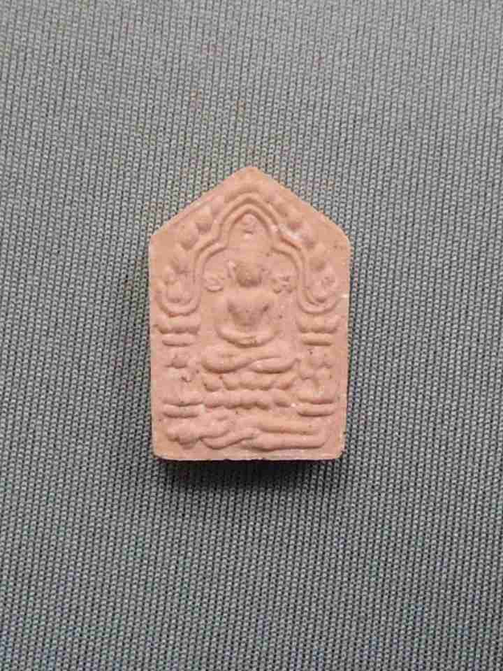 พระขุนแผน ผงพรายกุมาร พิมพ์เล็ก หลวงพ่อสาคร ออกวัดชุมแสง หมายเลข 1460