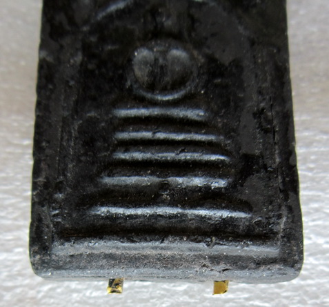 สมเด็จหลวงปู่นาค พิมพ์ซุ้มระฆัง เนื้อผงใบลาน ฝังตะกรุดทอง2ดอก นิยม ปี 2485-95