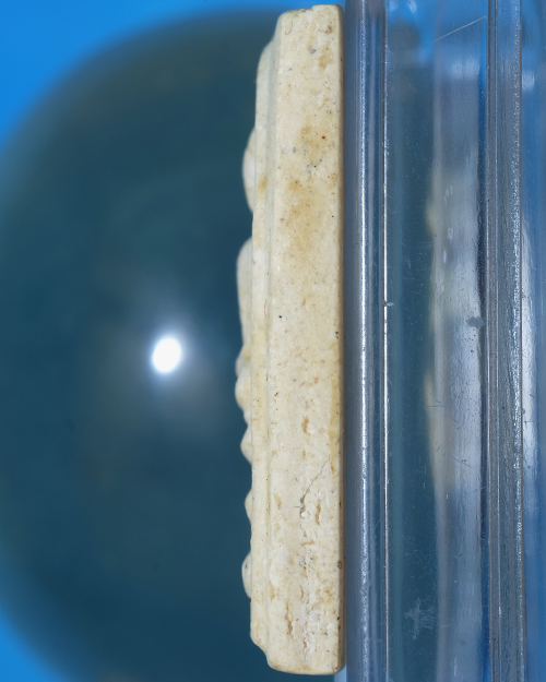 พระสมเด็จ วัดระฆังฯ รุ่น 108ปี เนื้อผง พิมพ์ใหญ่(Aเกือบลึก/ขอบพระหนา) ปี 2523 มีตรายางชัดมีกล่อง.ธ15