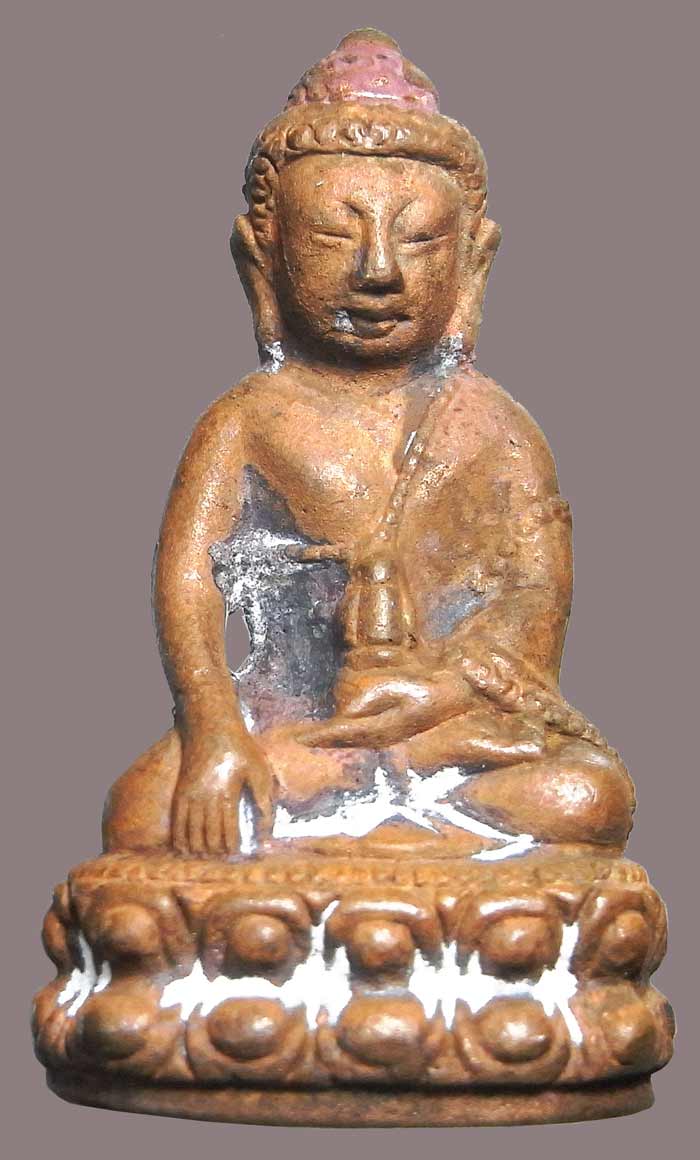 สร้างน้อยหายาก พระกริ่งรุ่นแรก รุ่นอายุวัฒโณ 99 เนื้อสัมฤทธิ ์ หลวงปู่เกลี้ยง วัดโนนแกด จ.ศรีสะเกษ 