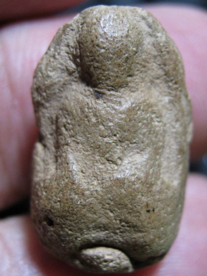 พระเม็ดน้อยหน่า เนื้อดิน จ.สุโขทัย สภาพพอสวย มาพร้อมบัตรรับรองความแท้