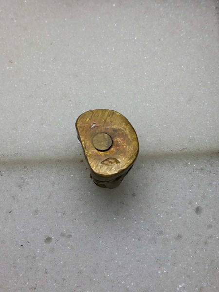 หลวงพ่อเงินวัดท่าขมิ้น ปี2533 รุ่นหยุดกระสุน สภาพสวยเดิม คราบแป้งเดิมๆ น้ำทองกระจาย มาพร้อมกล่องเดิม