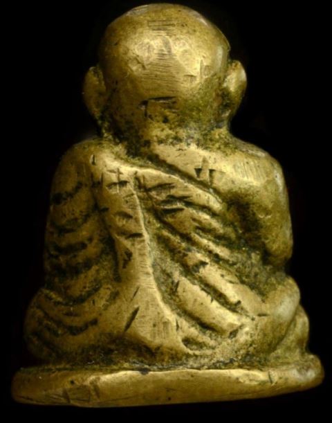 หลวงพ่อเงิน วัดห้วยเขน พิมพ์ใหญ่นิยม ราคาแบ่งปันครับ