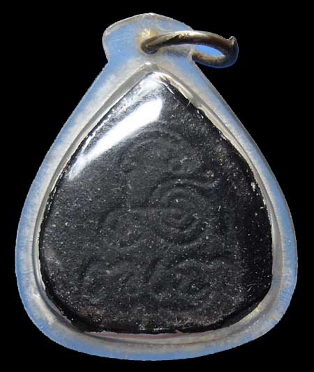 พระปิดตาใบโพธิ์ วัดบ่อวินหลวงปู่ทิมปลุกเสก 