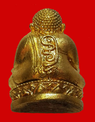 พระสังกัจจายน์รับทรัพย์ ไตรมาส 54 หลวงพ่อสาคร เนื้อกะไหล่ทอง ก้นอุดผง หมายเลข 569 พร้อมกล่อง