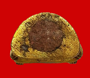 พระสังกัจจายน์รับทรัพย์ ไตรมาส 54 หลวงพ่อสาคร เนื้อกะไหล่ทอง ก้นอุดผง หมายเลข 569 พร้อมกล่อง