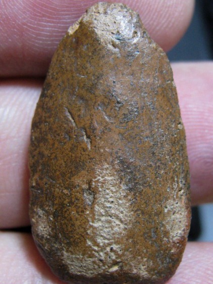 พระสรรค์นั่งไหล่ตรง พิมพ์เล็ก กรุท้ายย่าน เนื้อดิน จ.ชัยนาท มาพร้อมบัตรรับรองความแท้