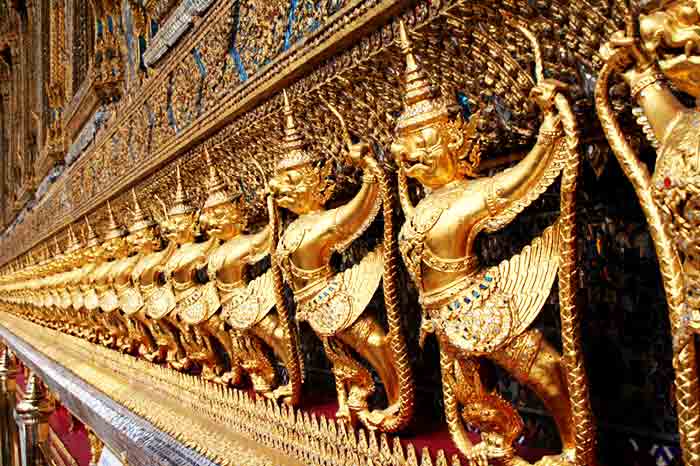 *** พญาครุฑกางปีก เนื้อทองเหลืองขัดเงา การงานก้าวหน้า การค้ารุ่งเรือง