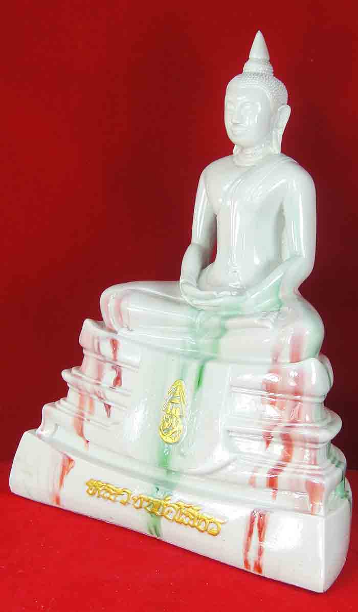 ***พระบูชา พระพุทธโสธรเนื้อเรซิ่นลายหินอ่อน ใต้ฐานปั๊มยันต์พร้อมกล่องตราวัดบรรจุเดิมๆครับ