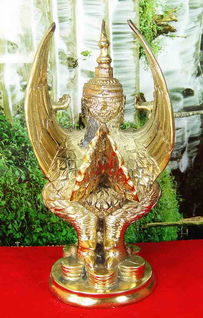 ***พญาครุฑเหยียบเงินทอง เนื้อทองเหลือง อำนาจบารมีความมั่งคั่งร่ำรวยเงินทอง