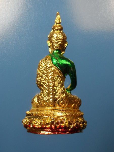 [[ ทุกรายการเคาะแรกเริ่ม 20 บาท ]] พระกริ่งพระแก้ว มรกต ปี 2525 สวยๆครับ