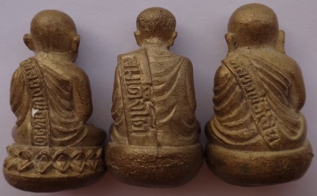 รูปหล่อเบ้าทุบ รุ่นบารมีแผ่ไพศาล พิธีวัดสุทัศน์ ปี 42 เคาะเด ียว350