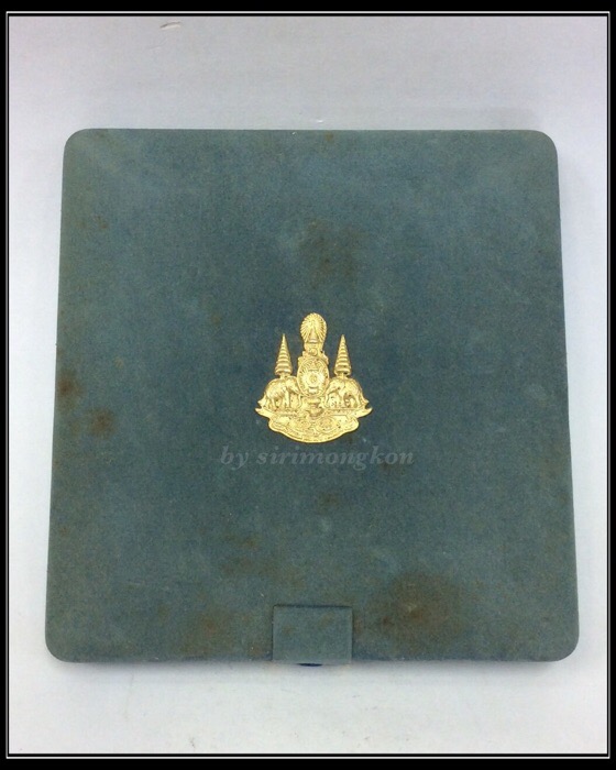 ชุด5เหรียญ พระพุทธกาญจนพรสยามภูมิ พระราชทาน วปอ. ปี39 ปลุกเสกวัดพระแก้ว เนื้อเงิน+นวะ กล่องเดิม