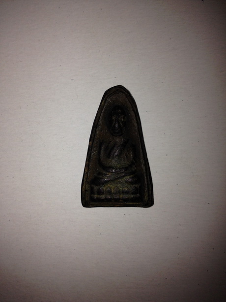 หลวงปู่ทวดเนื้อดินเผา (ผสมผงว่านหลวงปู่ทวด ปี2497) พระครูใบฎีกาขาว รกุขิตธมุโม วัดช้างให้ ปี2513