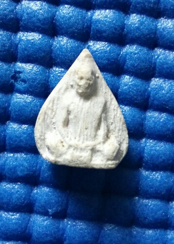 พระผงเจ้าคุณนร รุ่นแดนดารา. ปี13. วัดเทพศิรินทร์. องค์2