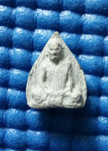 พระผงเจ้าคุณนร รุ่นแดนดารา. ปี13. วัดเทพศิรินทร์. องค์3