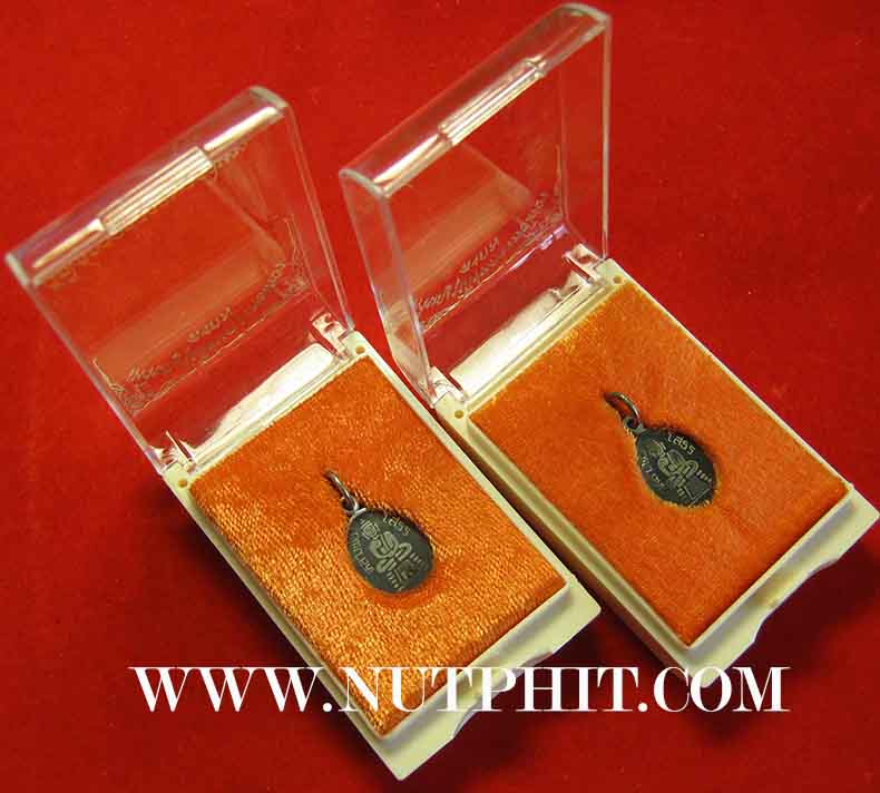 ชุด 2 องค์พระพุทธโสธร วัดโสธร แปดริ้ว เนื้อเงินแท้ลงถม+กล่องเดิมสวยกริ๊บ*82