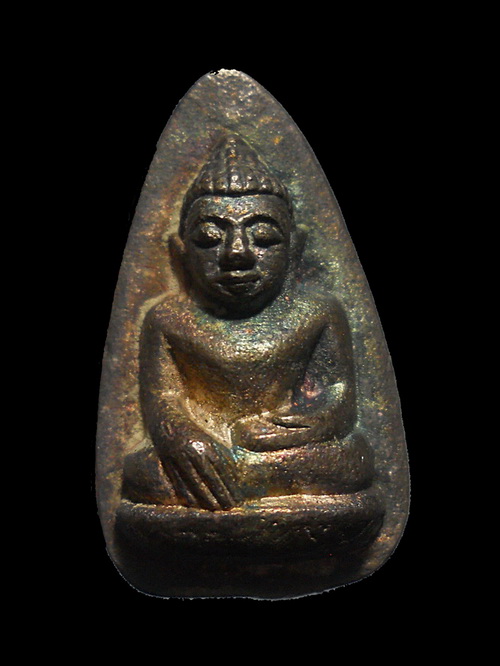 พระถ้ำเสือ รุ่นแรก (๕ มงคล) ปี2543 เนื้อเงิน จ.สุพรรณบุรี เทศบาลอู่ทองจัดสร้าง พร้อมบัตรรับรองพระแท้