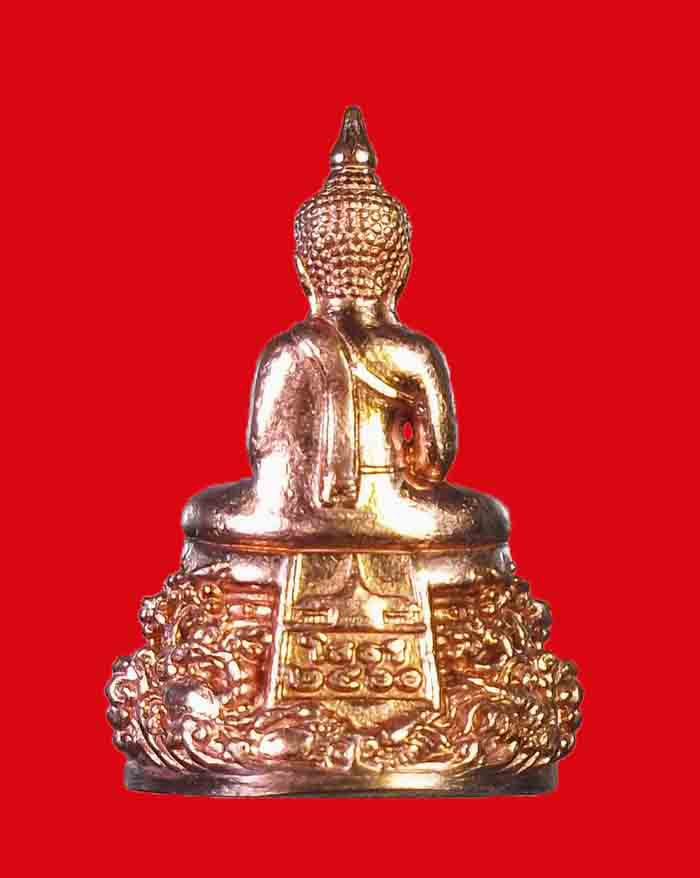 รูปหล่อหลวงพ่อโสธร วัดโสธรวรารามวรวิหาร จ.ฉะเชิงเทรา รุ่นสร้างบารมี 100 ปี เนื้อทองแดง พิมพ์ใหญ่ # 1