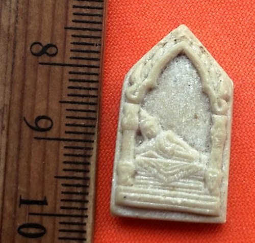 เริ่ม 10 บาท กับ  พระผงประจำวัน วัดพระพุทธบาท จ.สระบุรี   ...CQ690