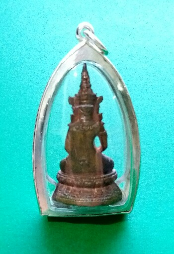 พระกริ่งนารายจักพรรคดิ์หลวงปู่กาหลง เขี้ยวแก้ว เนื้อนวะขอมโบราณพันปี ปี2551