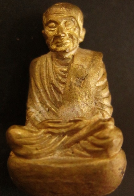 รูปหล่อเบ้าทุบ สมเด็จโต เนื้อทองทิพย์ รุ่นบารมีแผ่ไพศาล(ย้อนยุค) พิธีพุทธาภิเษก 2542 วัดสุทัศน์