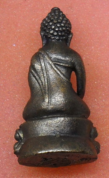 พระกริ่งชินบัญชรน้อย เนื้อโลหะผสมชนวนชินบัญชร อุดผงพรายกุมารผสมสีผึ้งหลวงปู่ทิม ปี ๒๕๔๔ หลวงพ่อสาคร 