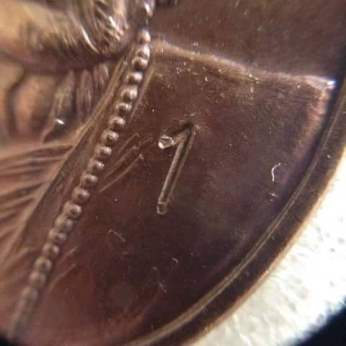 หลวงปู่หมุน เหรียญรุ่นแรก เนื้อทองแดง โค๊ต1 (ที่ 1 งานพัทยา ตค 2558)