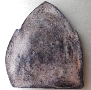 พระนารายณ์ทรงปืนเนื้อชิน กรุลพบุรี