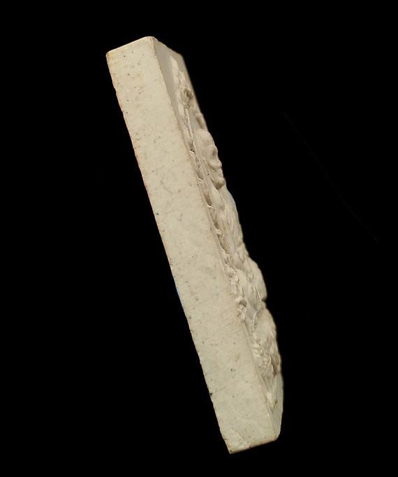 พระผงรูปเหมือนพิมพ์นั่งซุ้มพญานาคหลวงปู่หมุน วัดบ้านจาน  หลังยันต์นะมหาละลวย ปี43