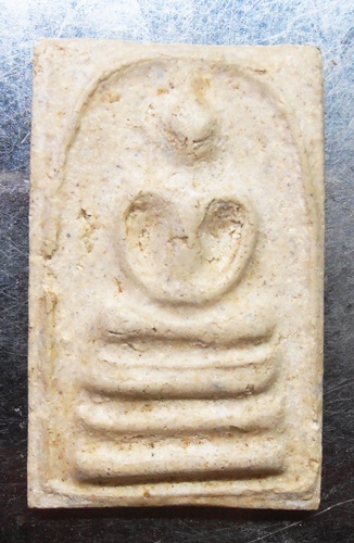 พระสมเด็จพิมพ์จัมโบ้หลวงปู่นาค สวยๆครับ