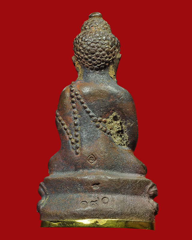 พระกริ่ง ชินบัญชร มหาปราบ เนื้อนวโลหะก้นทองคำ มูลนิธิหลวงปู่ทิมสร้าง ๒๕๔๖ No.๑๙๐