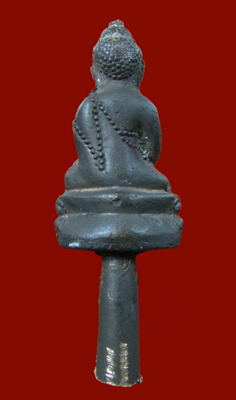 พระกริ่งชินบัญชร มหาปราบ นวะโลหะ ตัดจากช่อกรรมการ พิเศษ "องค์ยอดช่อ" มูลนิธิหลวงปู่ทิมสร้างปี 46