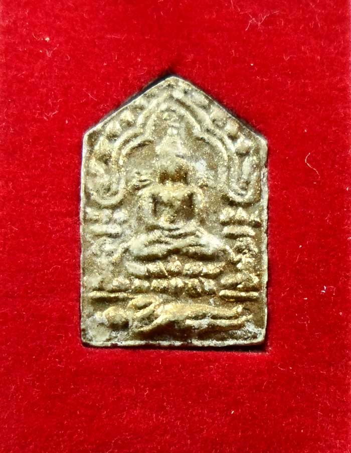 พระขุนแผนผงพรายกุมารพิมพ์เล็ก รุ่นเจดีย์ทอง หลวงพ่อสิน หลวงปู่นาม หลวงปู่เร่ง หลวงปู่นะ  เกจิมากมาย