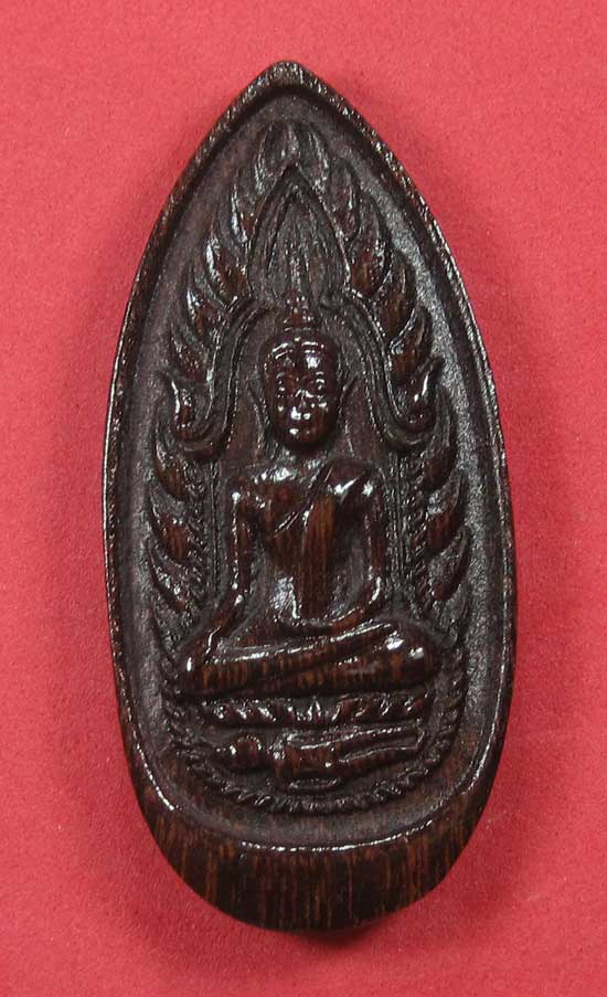 พระขุนแผนแตงกวาไข่ผ่าซีก จ.สุพรรณบุรี แกะจากไม้แก่นมะขาม หลวงปู่คำบุ คุตฺตจิตโต วัดกุดชมภู อ.พิบูลฯ