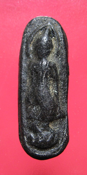 พระลีลา หลวงปู่ทาบ วัดกระบกขึ้นผึ้ง เนื้อดินผสมผงว่าน