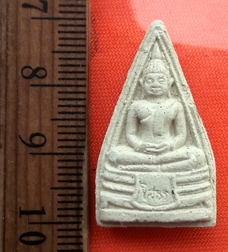 เริ่ม 10 บาท กับ พระผงหลวงพ่อพุทธโสธร  ...CW369