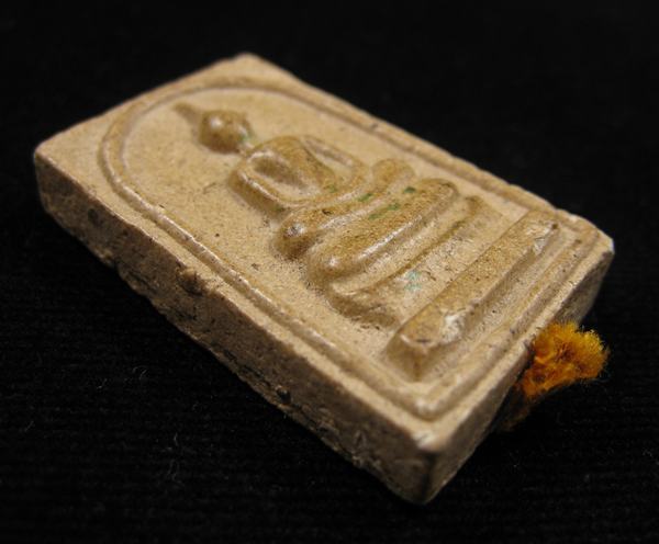 สมเด็จวัดโนนผึ้ง หลวงปู่หมุน ร่วมปลุกเสก เนื้อผงผสมผงพุทธคุณ ก้นอุดจีวร ปี 2540 #6 