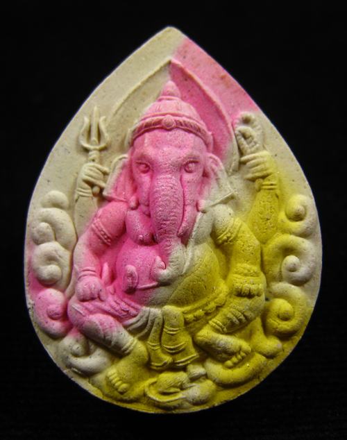 พระพิฆเณศวร์ เนื้อผงเบญจรงค์ หลวงปู่หมุนปลุกเสก ออกวัดซับลำใย จ.ลพบุรี ปี 2543 (23)