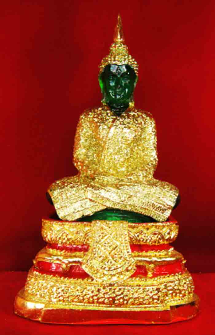 *** พระแก้วมรกต พิมพ์ทรงเครื่องฤดูหนาว***