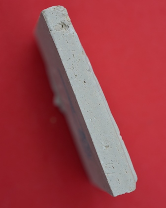 พระสมเด็จบางขุนพรหม รุ่นอุดมมงคล พิมพ์เส้นด้าย B ออกปี 2543  คัดพิเศษโรยผงเยอะ