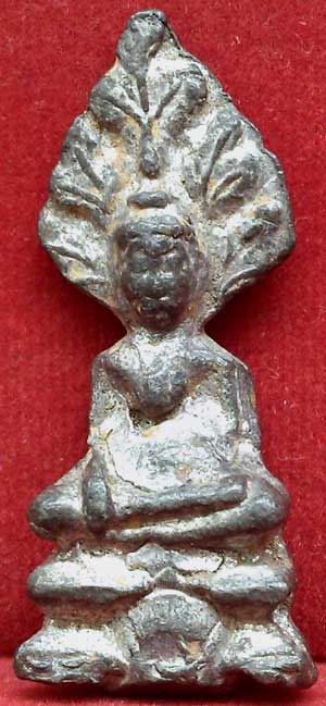 *พระกรุวัดเลียบ กทม. เนื้อชิน พิมพ์ปรกโพธิ์กิ่ง*