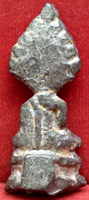 *พระกรุวัดเลียบ กทม. เนื้อชิน พิมพ์ปรกโพธิ์กิ่ง*